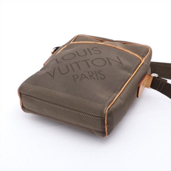 SOLD Louis Vuitton Damier Geant Citadin - Picture 4 of 15